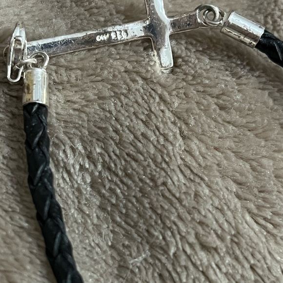 Lot of Religious Jewelry Bundle Silver Crosses - Picture 6 of 9